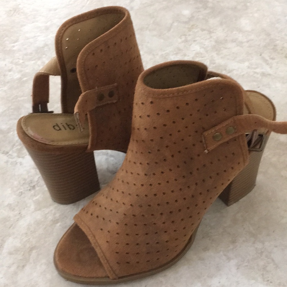 Ankle boots